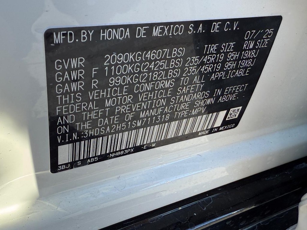 Acura ADX Vehicle Full-screen Gallery Image 18