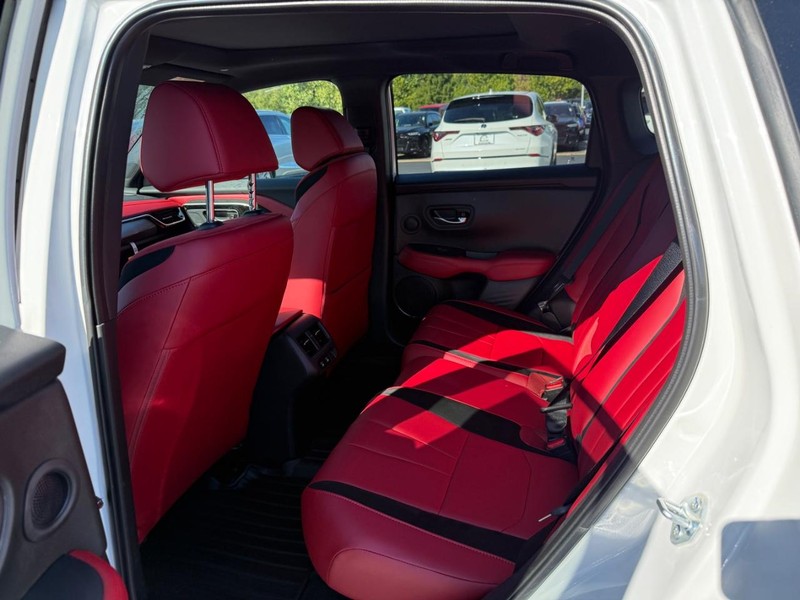 Acura ADX Vehicle Full-screen Gallery Image 06