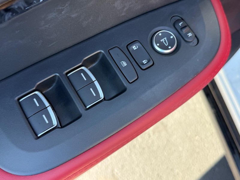 Acura ADX Vehicle Full-screen Gallery Image 10