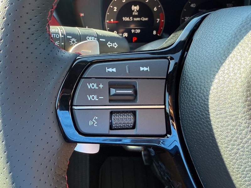 Acura ADX Vehicle Full-screen Gallery Image 14