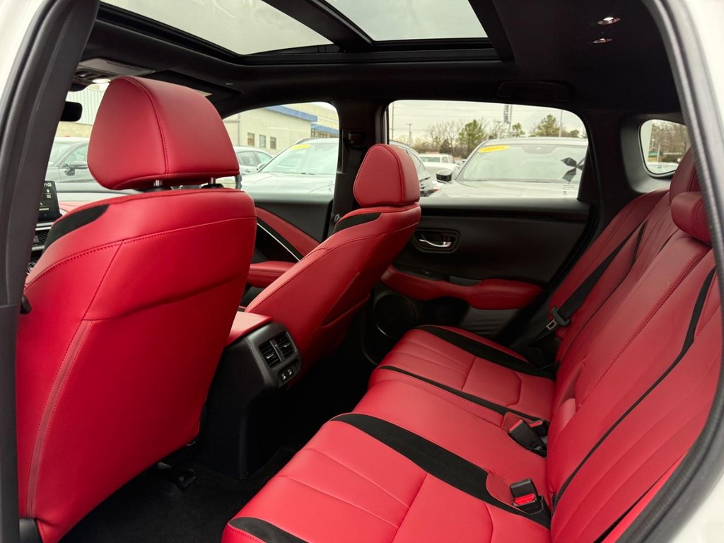 Acura ADX Vehicle Full-screen Gallery Image 10