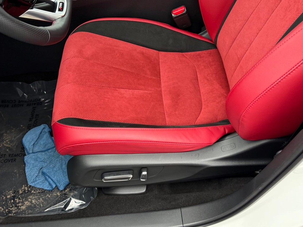 Acura ADX Vehicle Full-screen Gallery Image 15