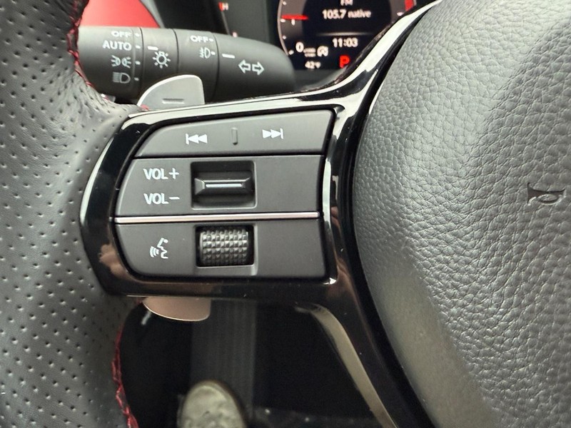 Acura ADX Vehicle Full-screen Gallery Image 16