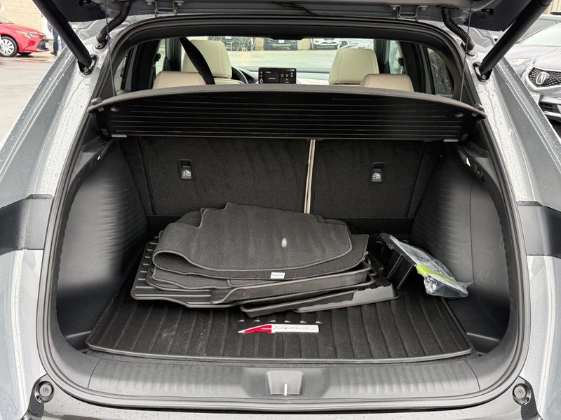 Acura ADX Vehicle Full-screen Gallery Image 10