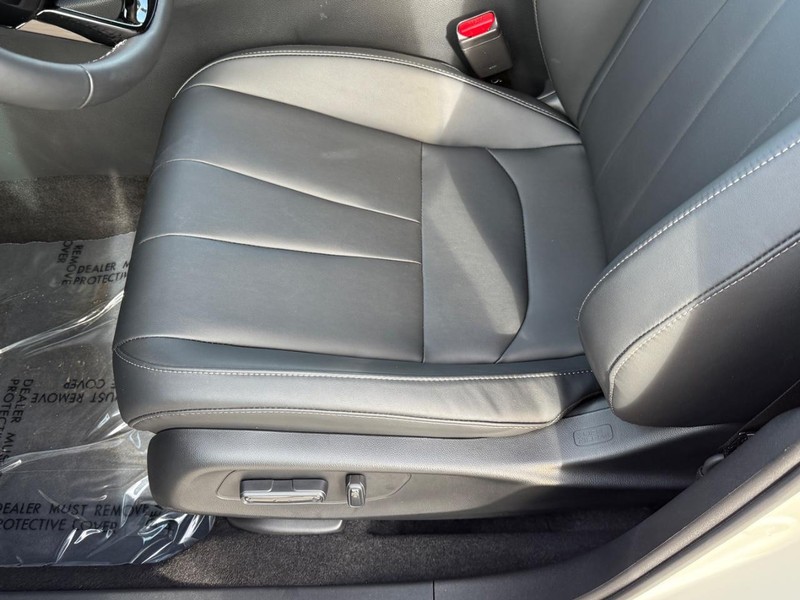 Acura ADX Vehicle Full-screen Gallery Image 15