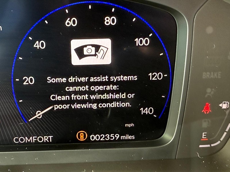 Acura ADX Vehicle Full-screen Gallery Image 19