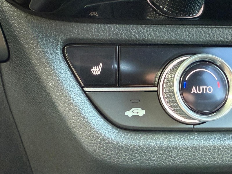 Acura ADX Vehicle Full-screen Gallery Image 21