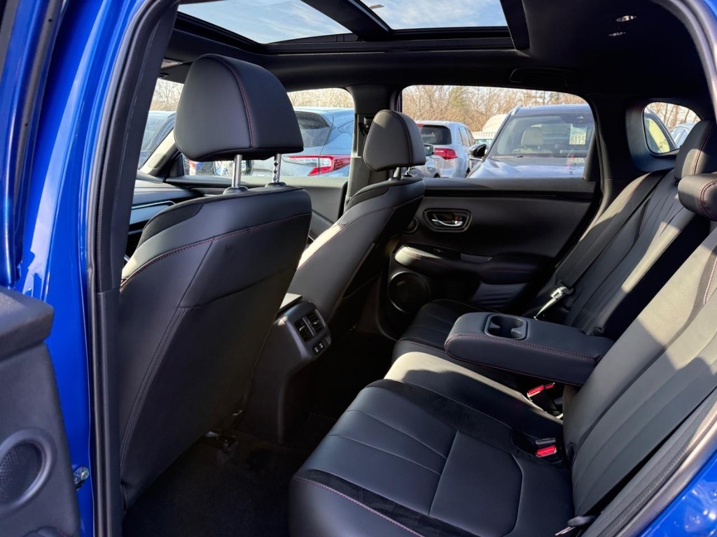 Acura ADX Vehicle Full-screen Gallery Image 11