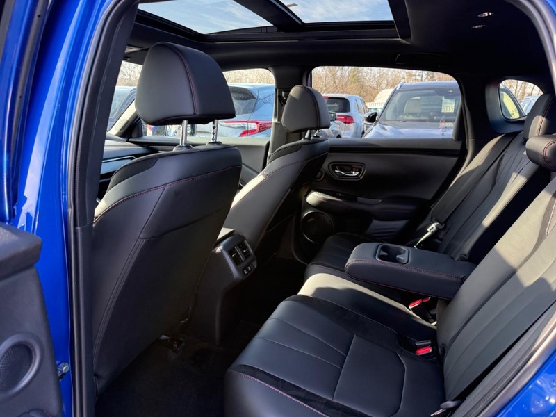 Acura ADX Vehicle Full-screen Gallery Image 11