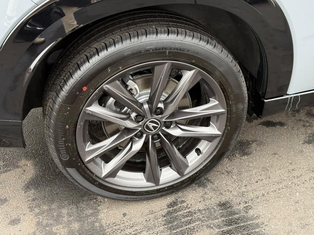 Acura ADX Vehicle Full-screen Gallery Image 07