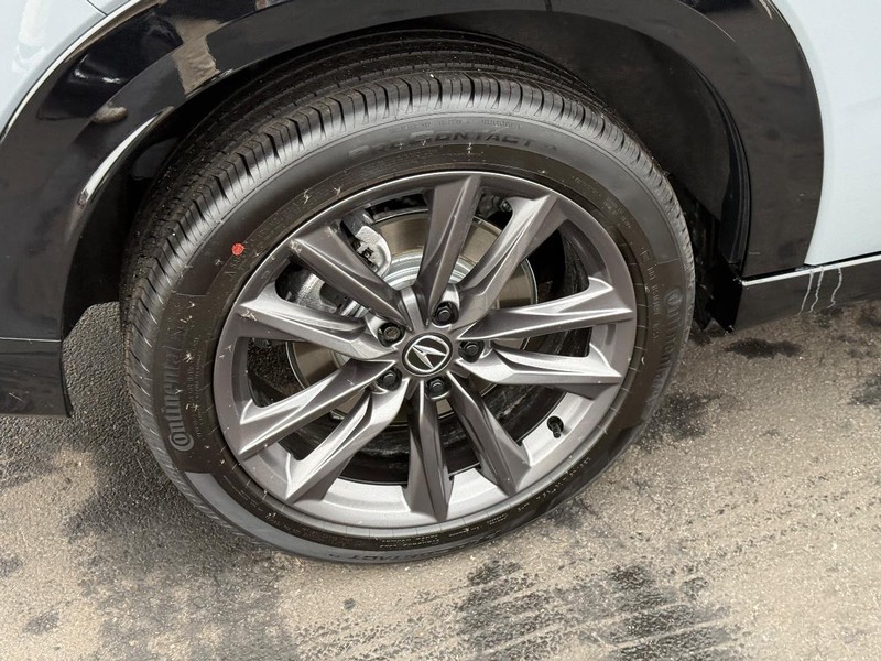 Acura ADX Vehicle Full-screen Gallery Image 07