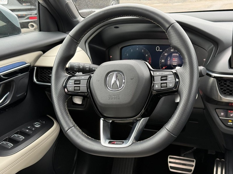 Acura ADX Vehicle Full-screen Gallery Image 12