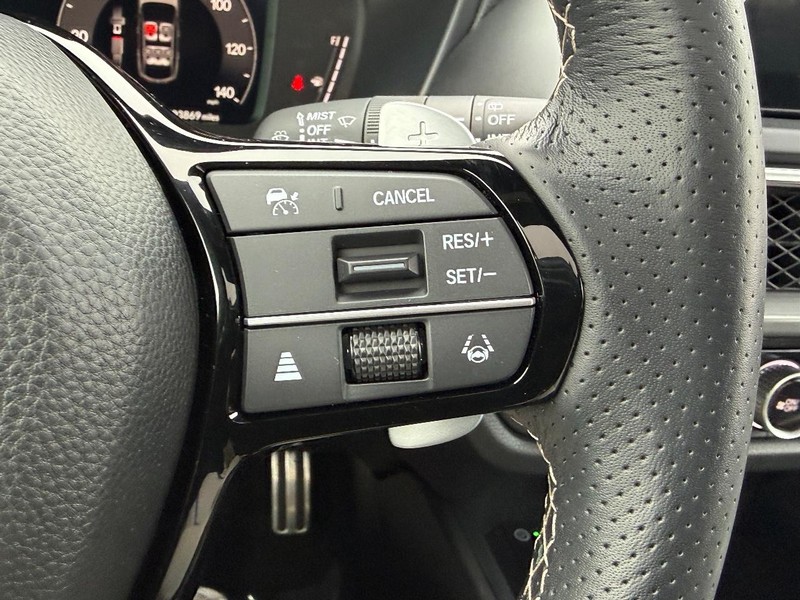 Acura ADX Vehicle Full-screen Gallery Image 17