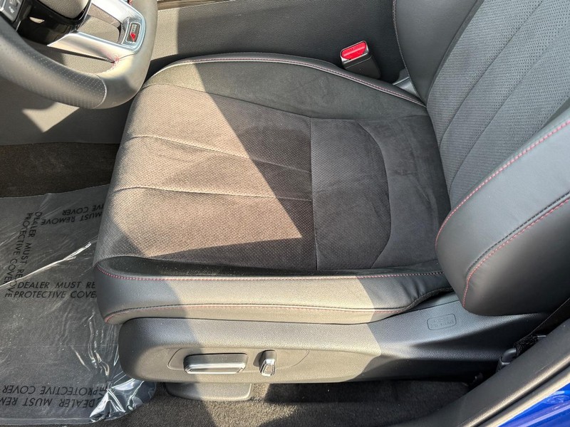 Acura ADX Vehicle Full-screen Gallery Image 16