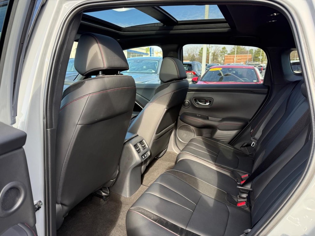 Acura ADX Vehicle Full-screen Gallery Image 11