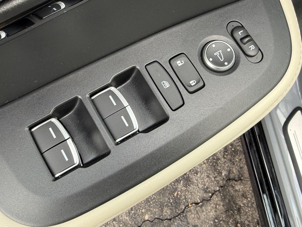 Acura ADX Vehicle Full-screen Gallery Image 15