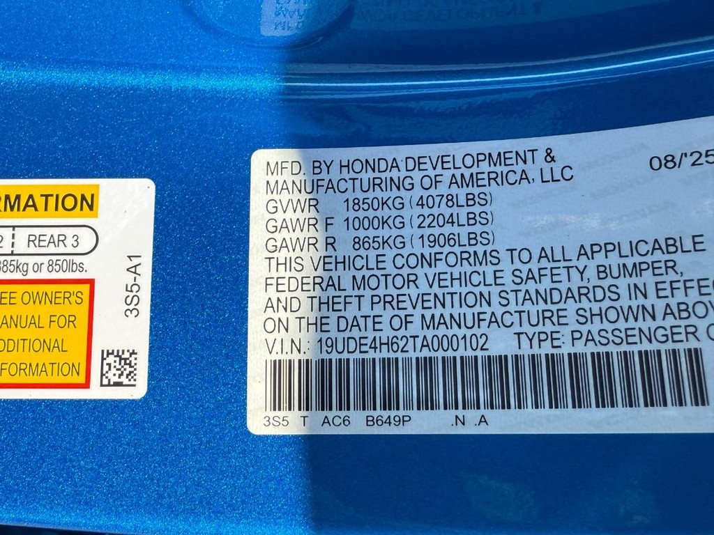 Acura Integra Vehicle Full-screen Gallery Image 19