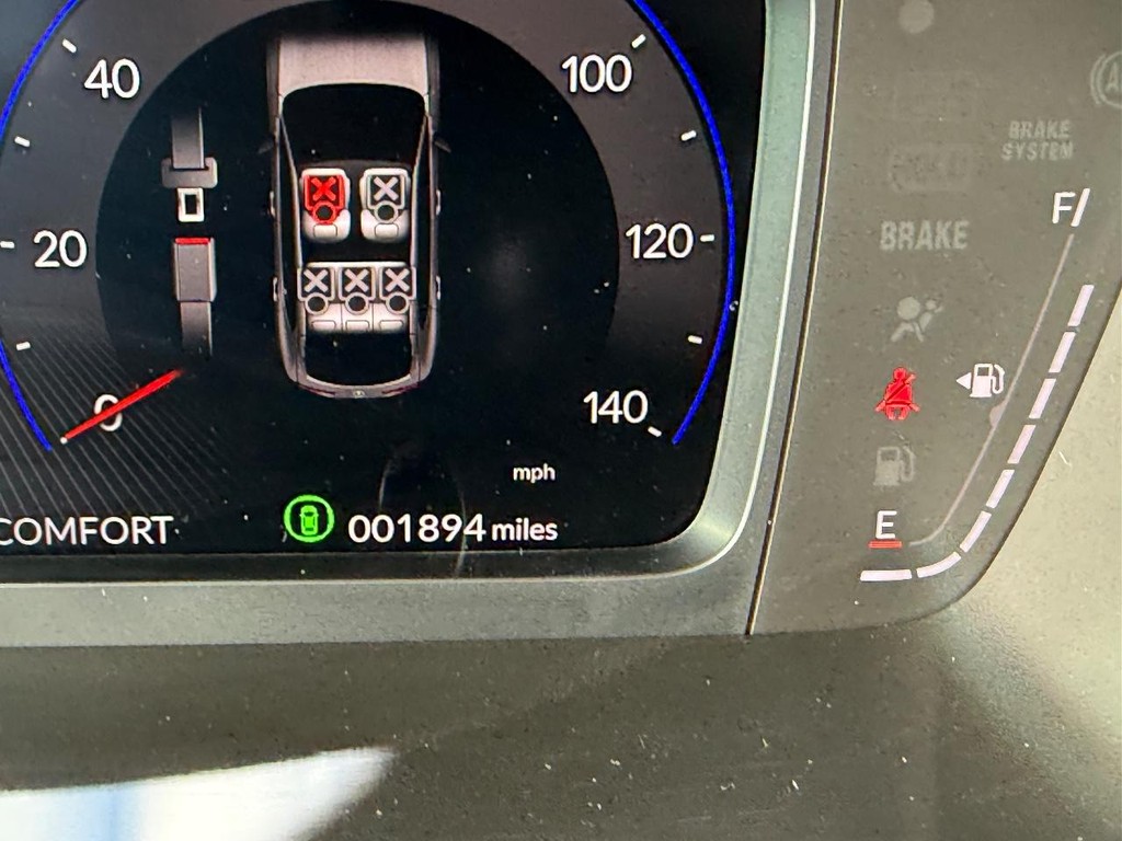 Acura ADX Vehicle Full-screen Gallery Image 20