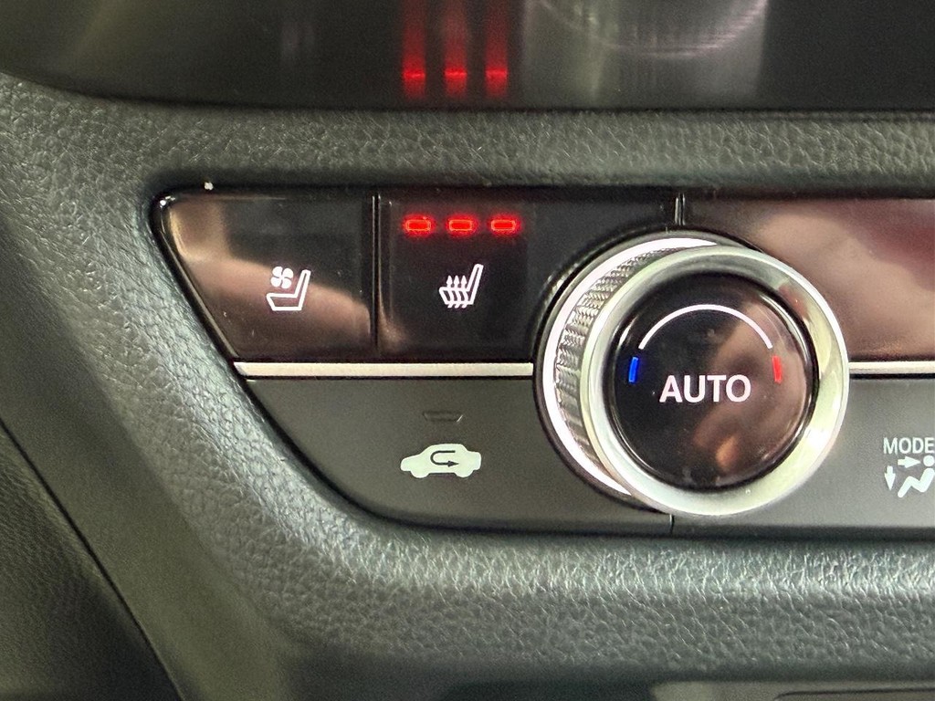 Acura ADX Vehicle Full-screen Gallery Image 22