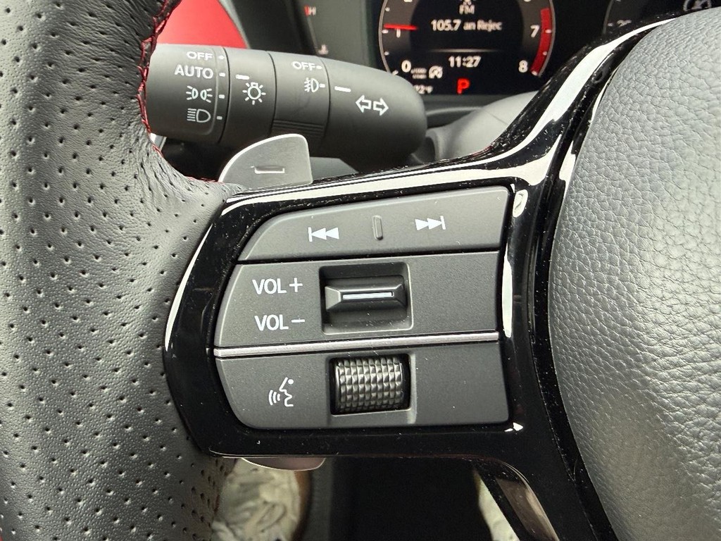 Acura ADX Vehicle Full-screen Gallery Image 17