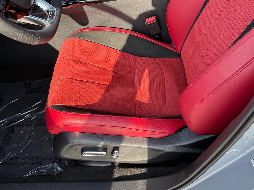 Acura ADX Vehicle Full-screen Gallery Image 16