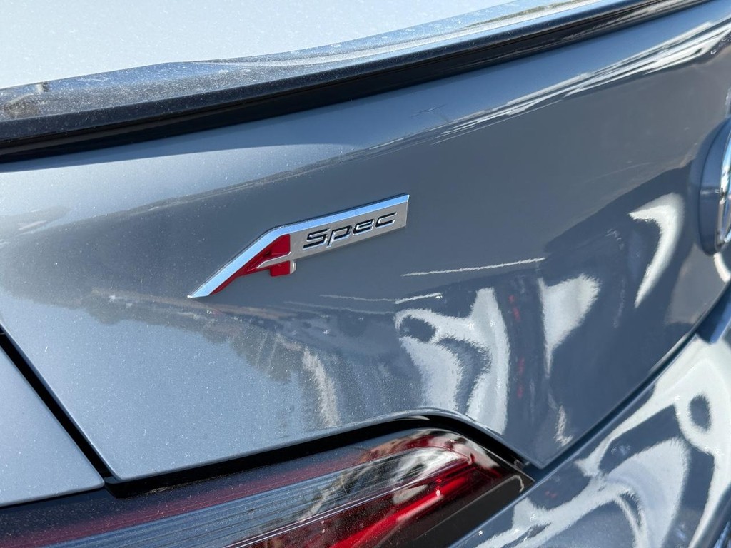 Acura Integra Vehicle Full-screen Gallery Image 04