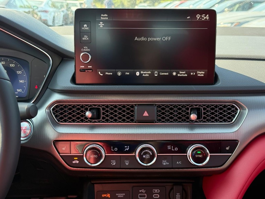 Acura Integra Vehicle Full-screen Gallery Image 09