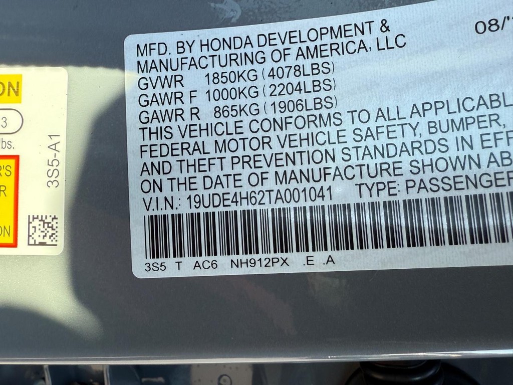 Acura Integra Vehicle Full-screen Gallery Image 20