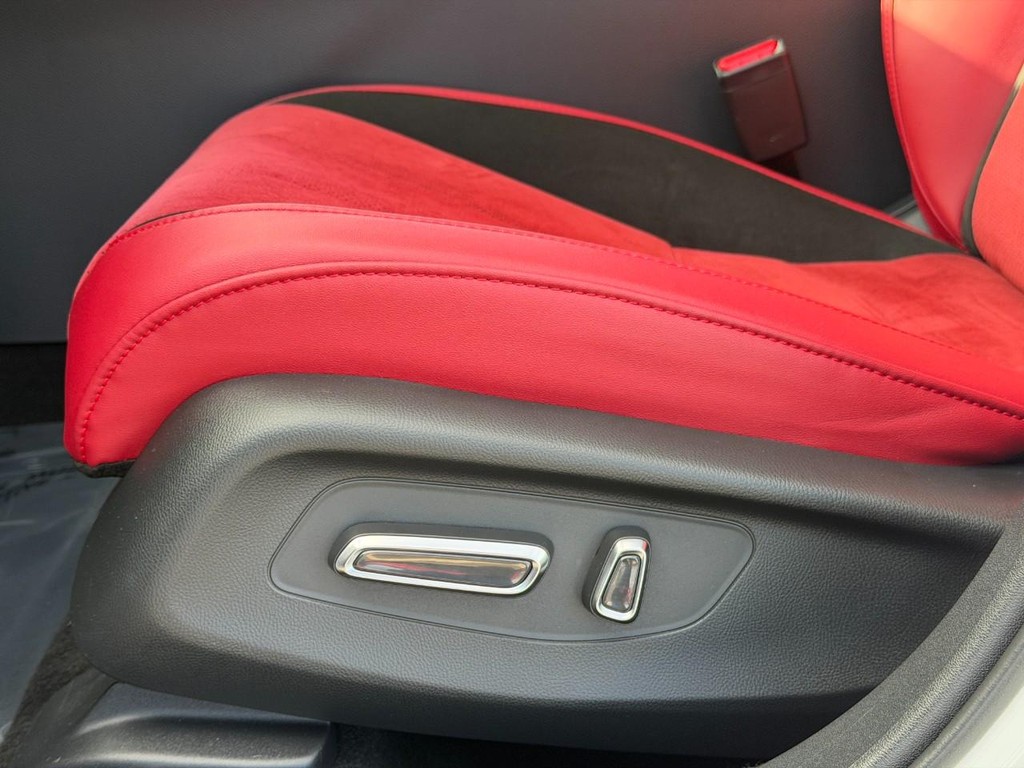 Acura ADX Vehicle Full-screen Gallery Image 16