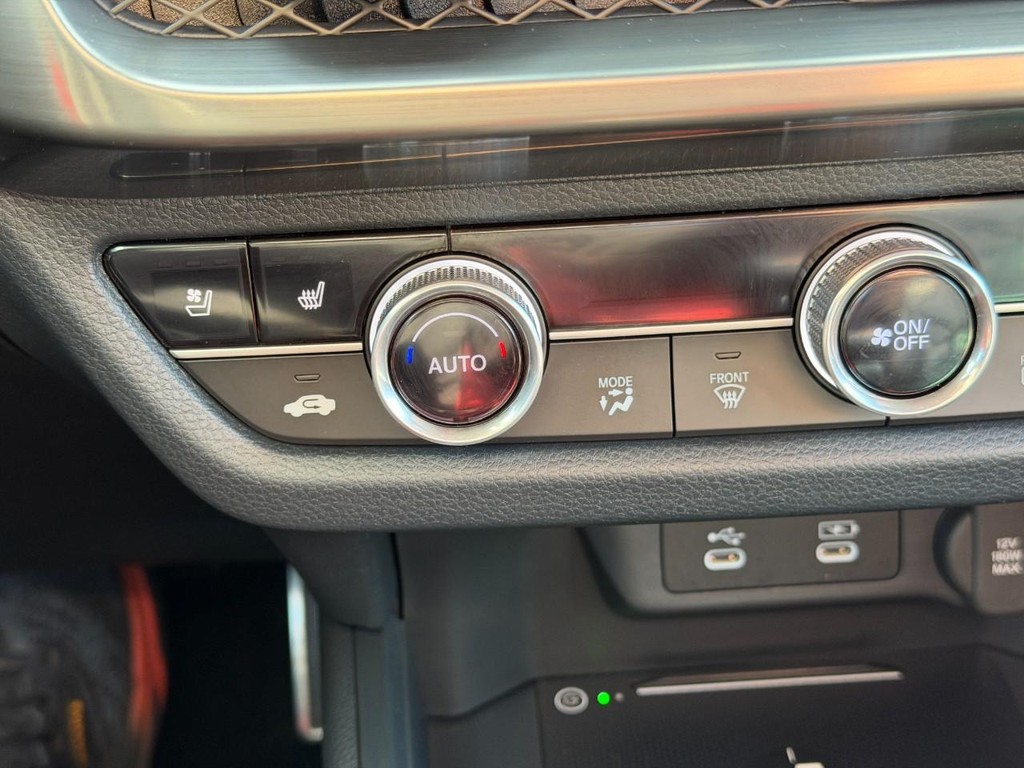 Acura ADX Vehicle Full-screen Gallery Image 21