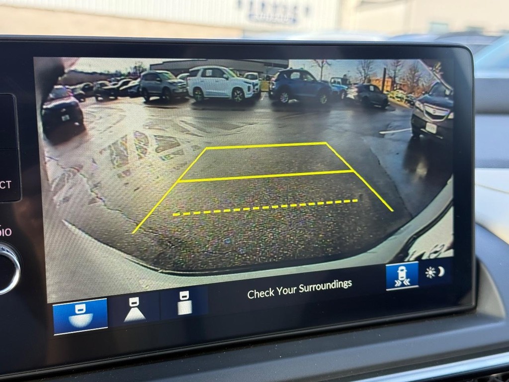 Acura ADX Vehicle Full-screen Gallery Image 21