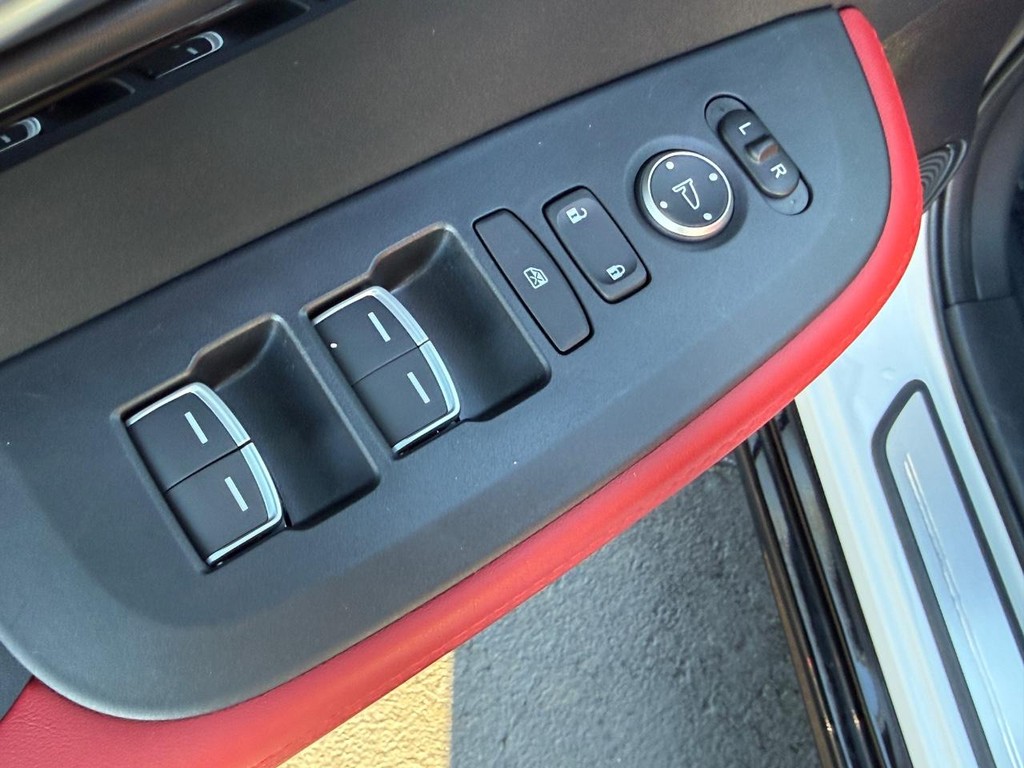 Acura ADX Vehicle Full-screen Gallery Image 15
