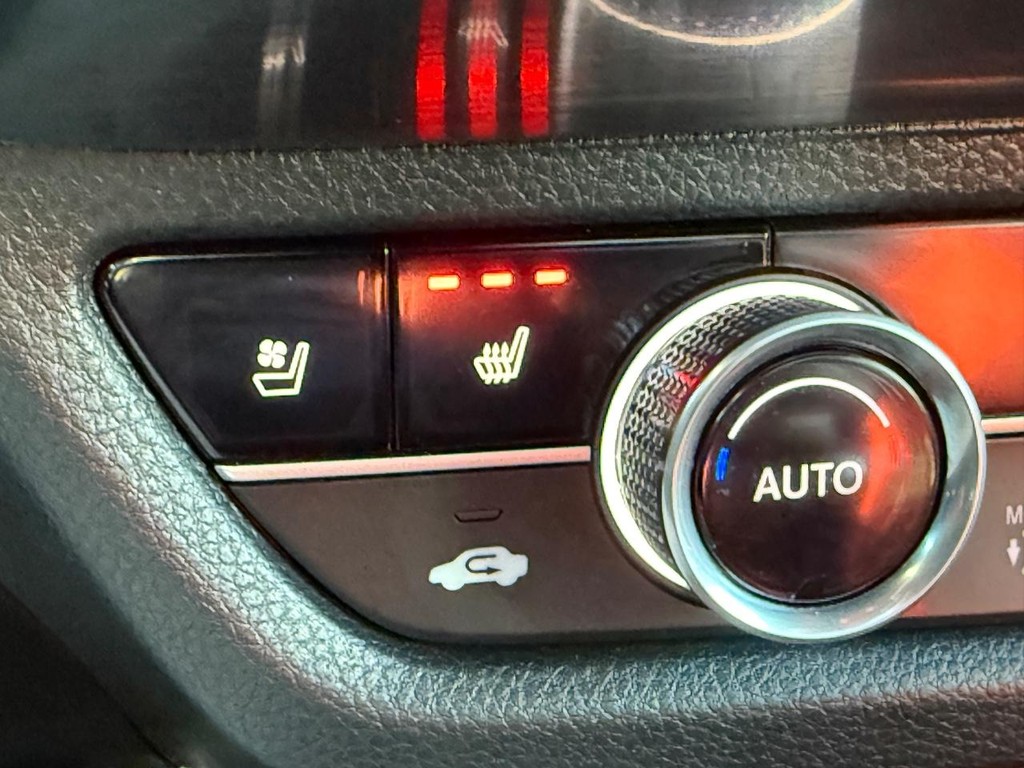 Acura ADX Vehicle Full-screen Gallery Image 22