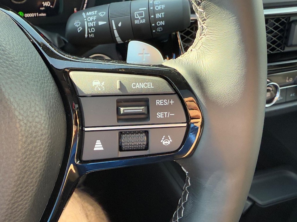 Acura ADX Vehicle Full-screen Gallery Image 12