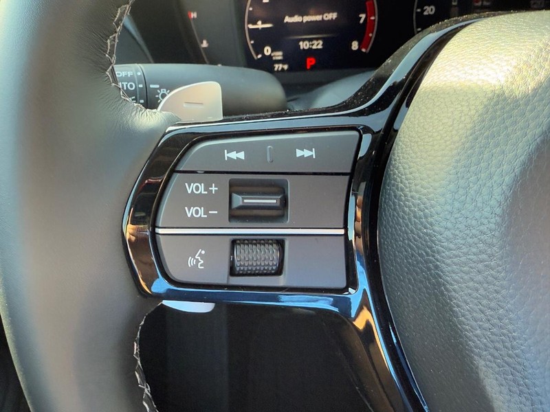 Acura ADX Vehicle Full-screen Gallery Image 11