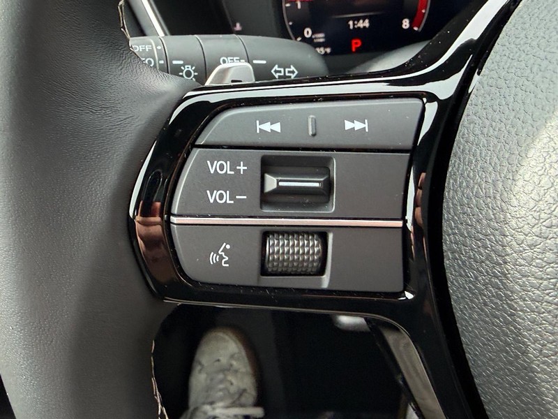 Acura Integra Vehicle Full-screen Gallery Image 16