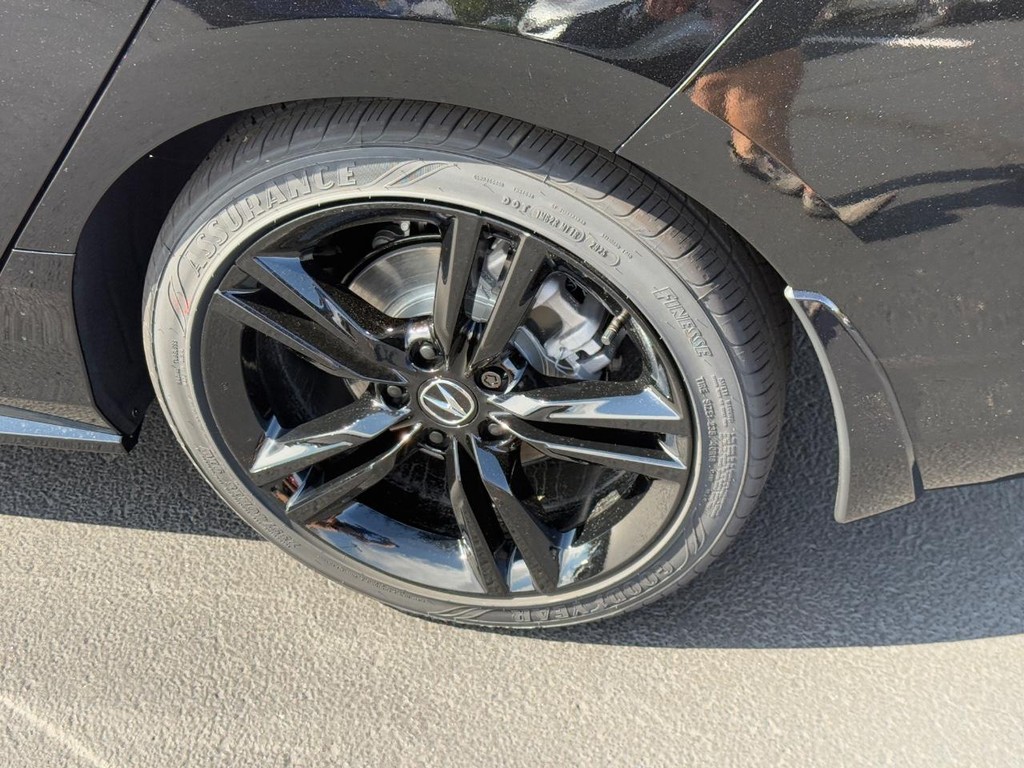 Acura Integra Vehicle Full-screen Gallery Image 05