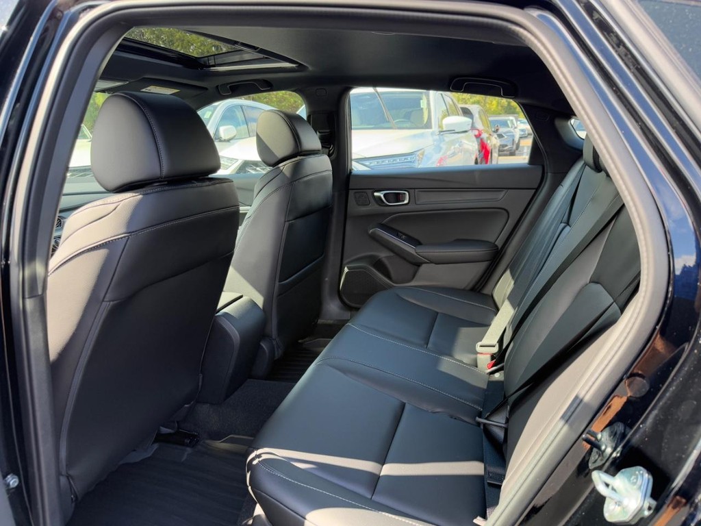 Acura Integra Vehicle Full-screen Gallery Image 06