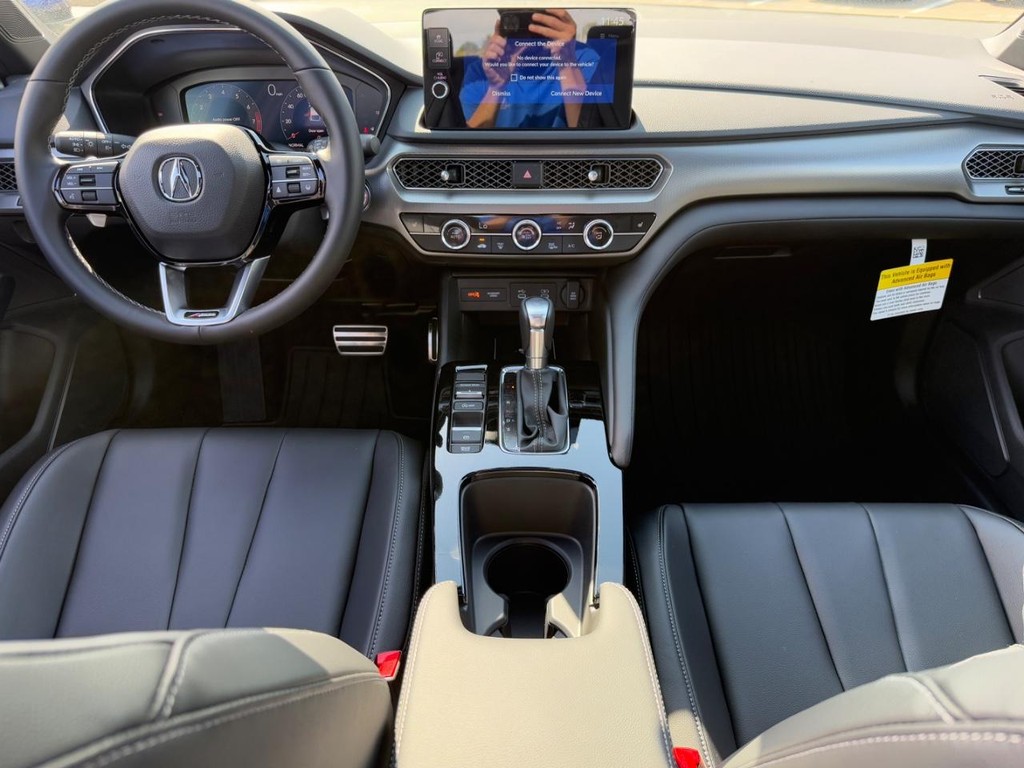 Acura Integra Vehicle Full-screen Gallery Image 07