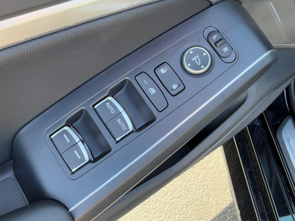 Acura Integra Vehicle Full-screen Gallery Image 10