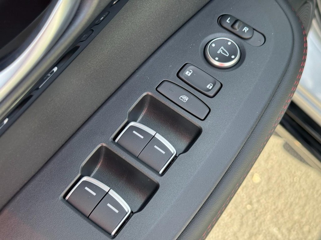 Acura ADX Vehicle Full-screen Gallery Image 14
