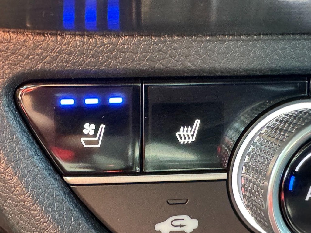 Acura ADX Vehicle Full-screen Gallery Image 20