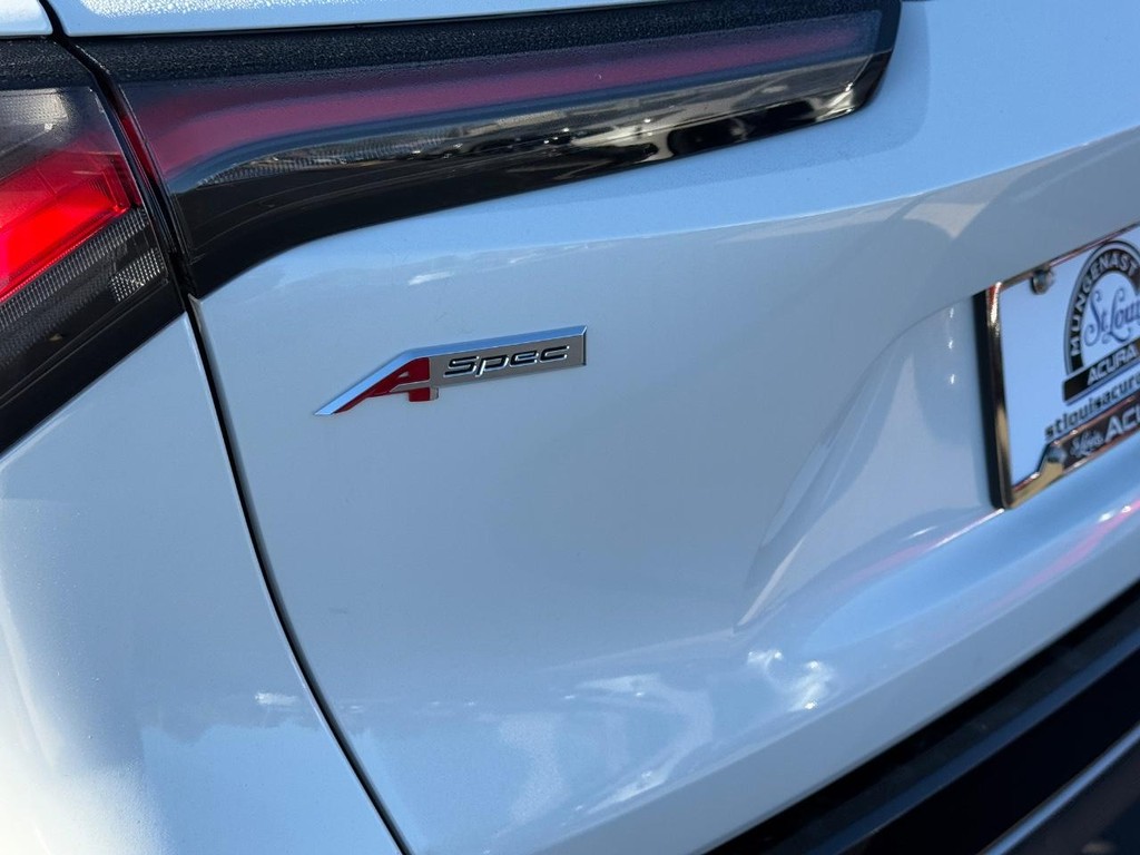 Acura ADX Vehicle Full-screen Gallery Image 04