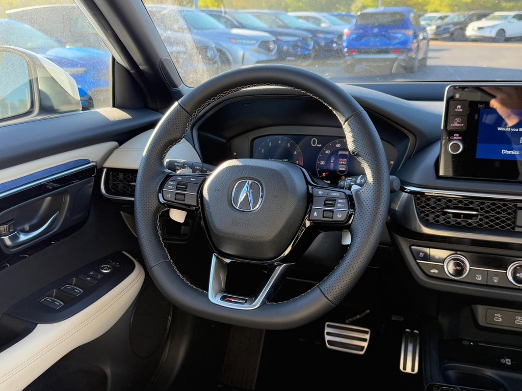 Acura ADX Vehicle Full-screen Gallery Image 08