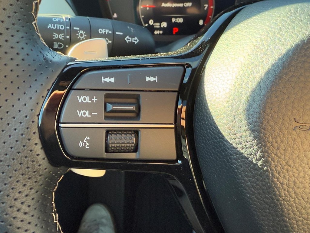 Acura ADX Vehicle Full-screen Gallery Image 12