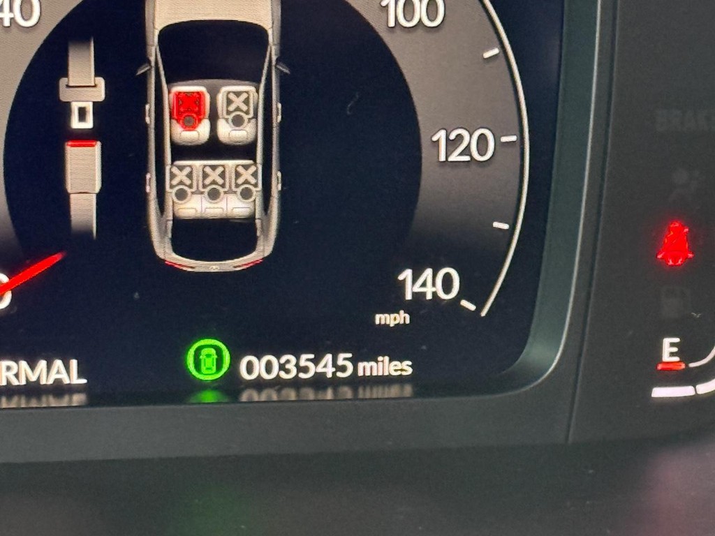 Acura ADX Vehicle Full-screen Gallery Image 15