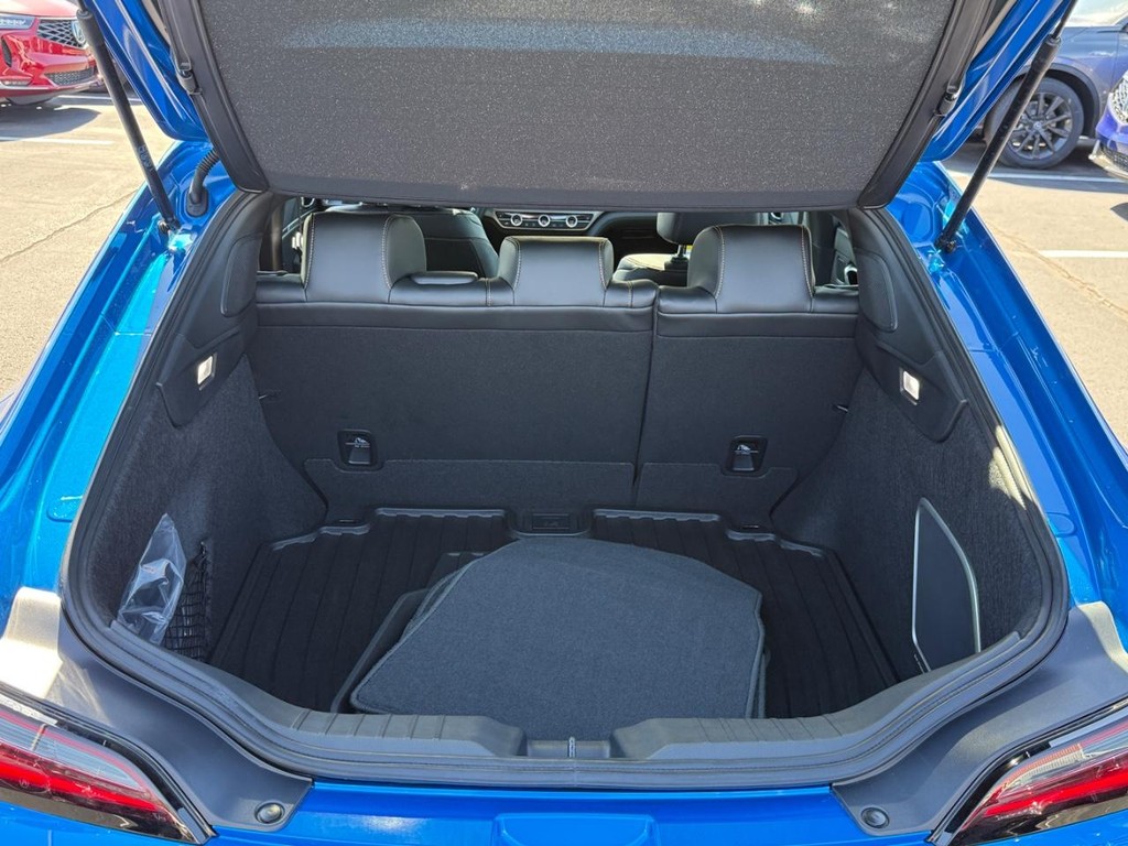 Acura Integra Vehicle Full-screen Gallery Image 04