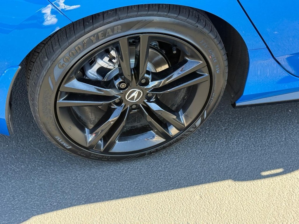 Acura Integra Vehicle Full-screen Gallery Image 08