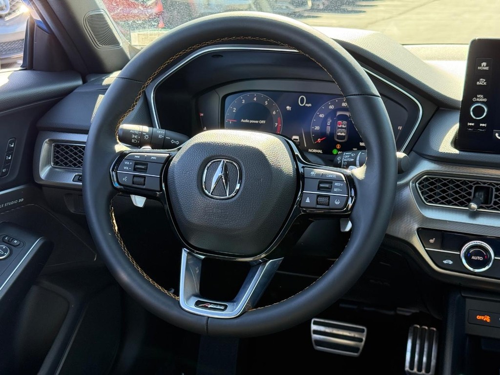 Acura Integra Vehicle Full-screen Gallery Image 13