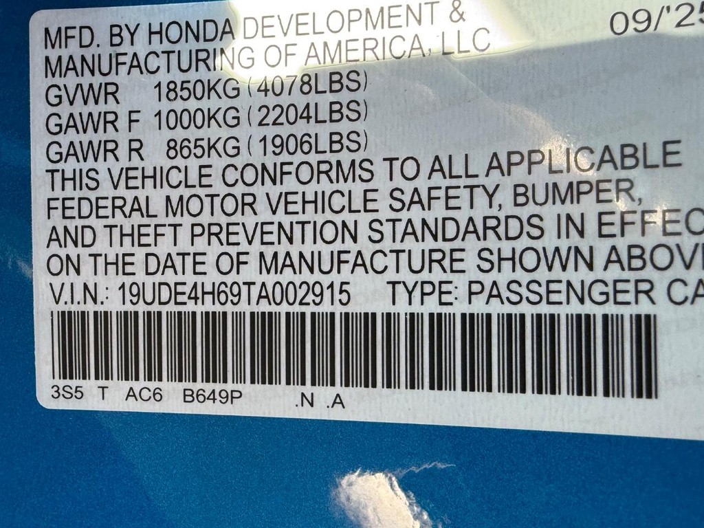 Acura Integra Vehicle Full-screen Gallery Image 24